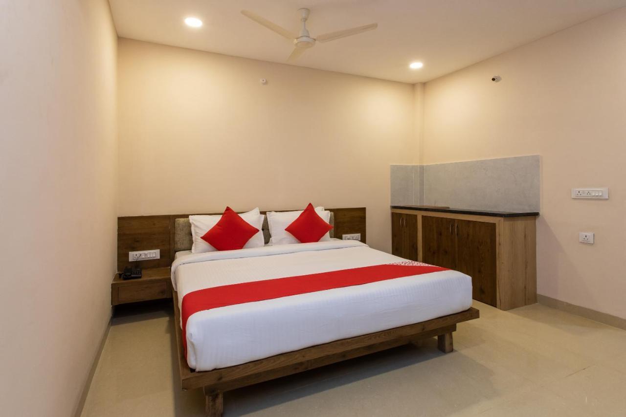 Oyo 75956 Hotel Grand Rourkela Extérieur photo